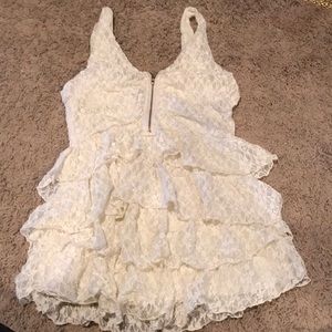 Cream lace zip tank
